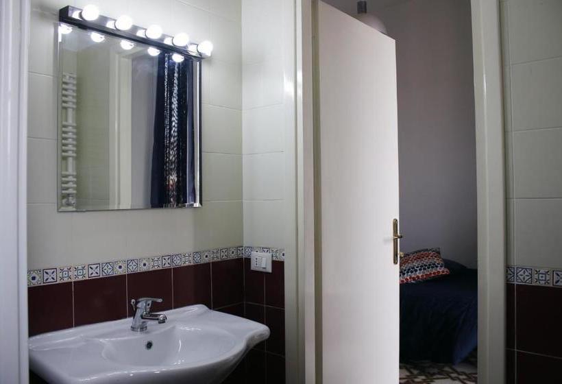 פנסיון I Continenti Guest House