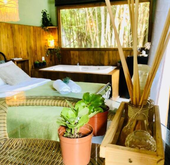 פנסיון Mandala Camping Pousada