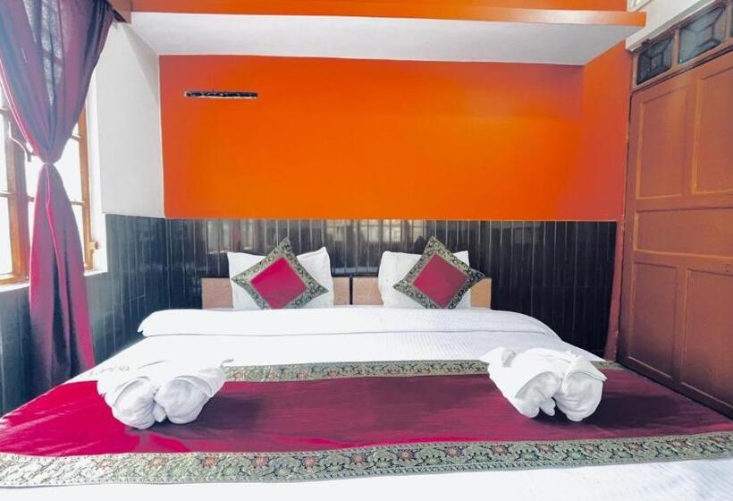 膳宿费 Family Guest House