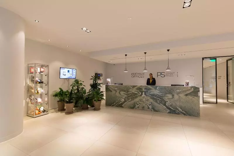 Premier Suites Rotterdam