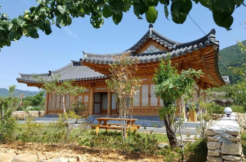 Myeongga Hanok Pension