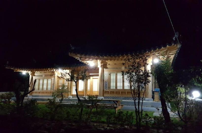 Myeongga Hanok Pension
