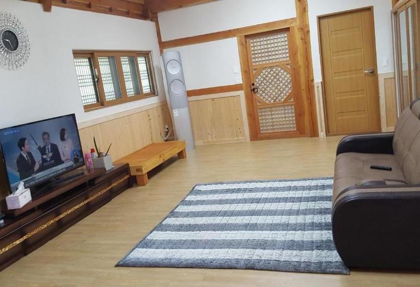 Myeongga Hanok Pension