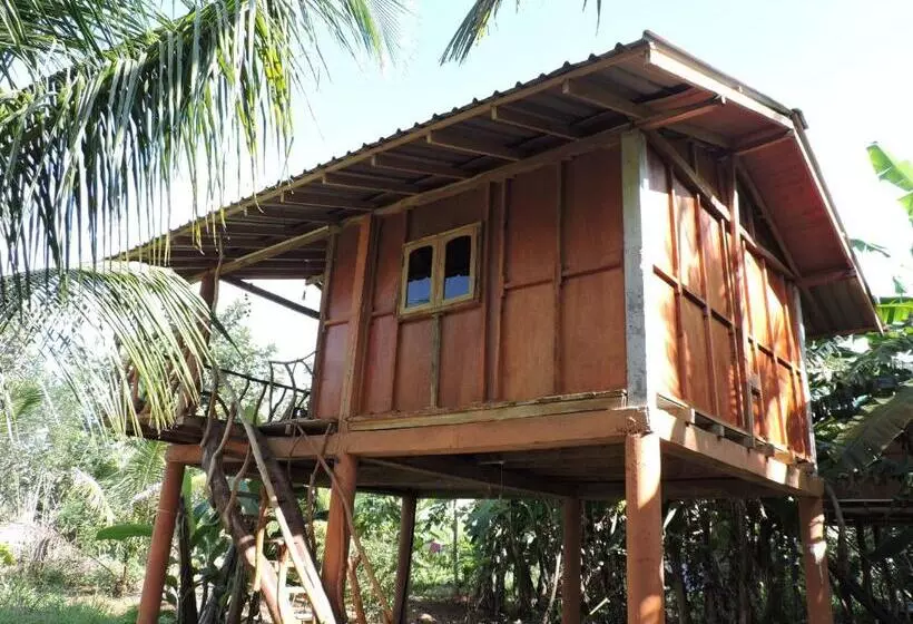 پانسیون Sigiri Aliya Tree House