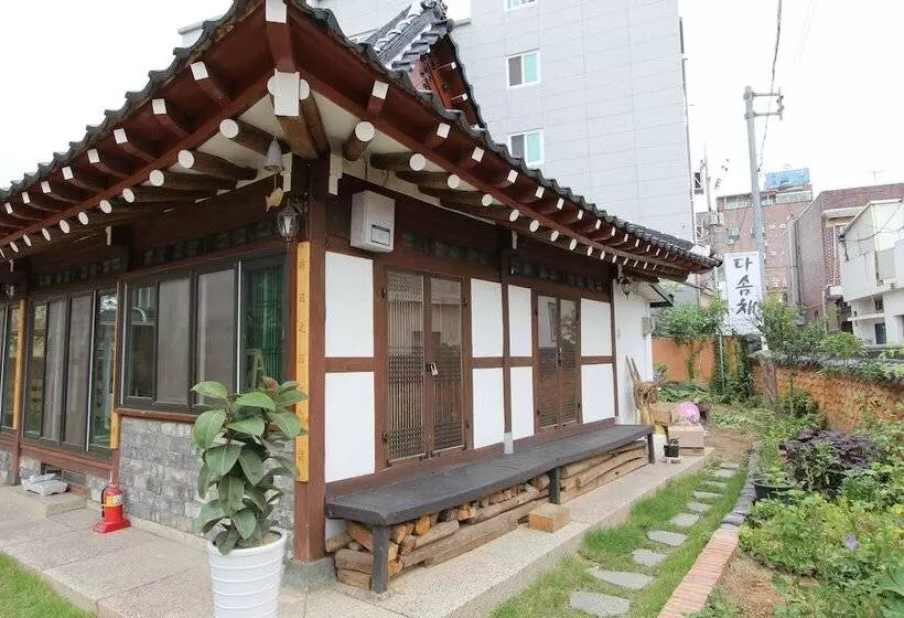 Majatalo Dasomchae Hanok Stay