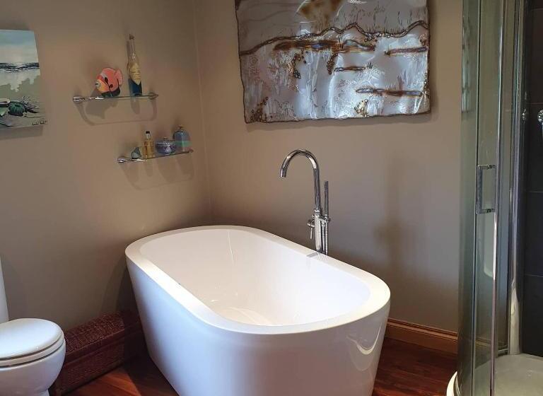 Пансион Lynster House