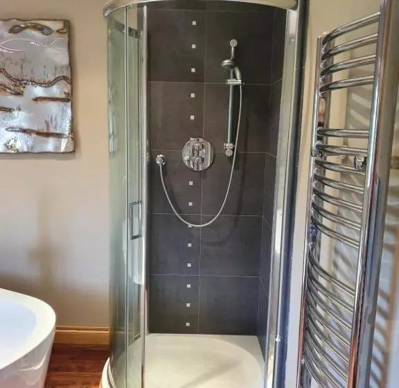 ペンション Lynster House