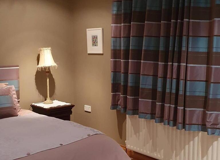 Пансион Lynster House