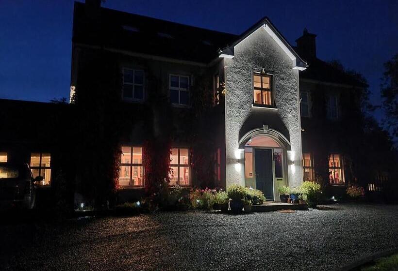 Пансион Lynster House