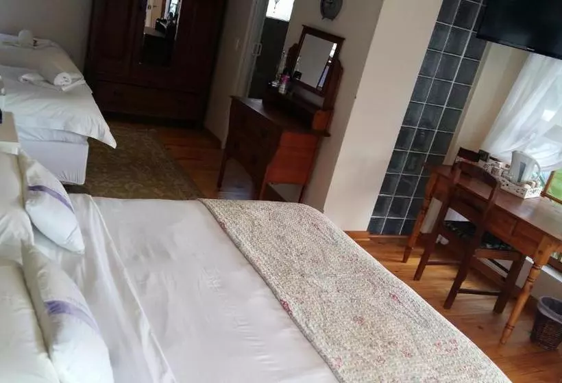 Majatalo Mon Ae Guesthouse