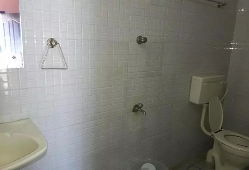 Majatalo Squirrel Nest Guest House