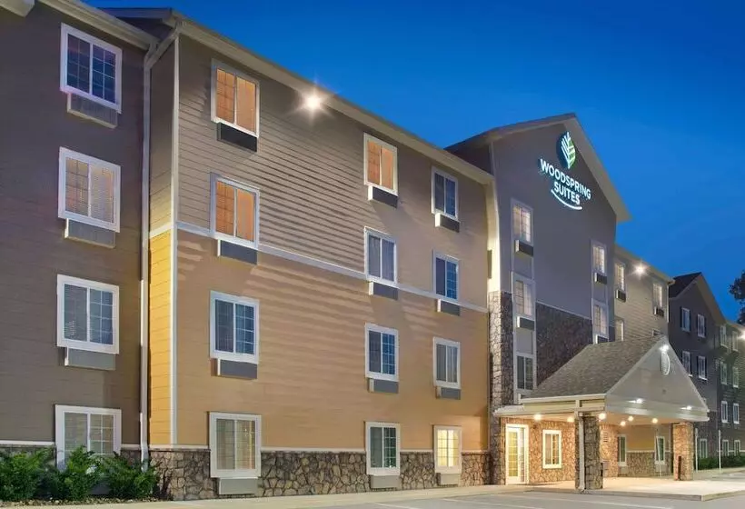 ホテル Woodspring Suites Nashville Airport