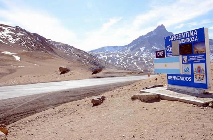 Parras Y Racimos Apart