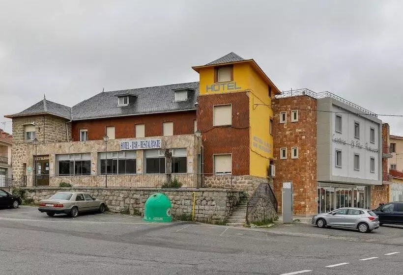 پانسیون Hospedería Restaurante Pilar Villacastín