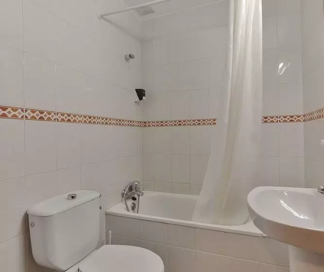 پانسیون Hospedería Restaurante Pilar Villacastín