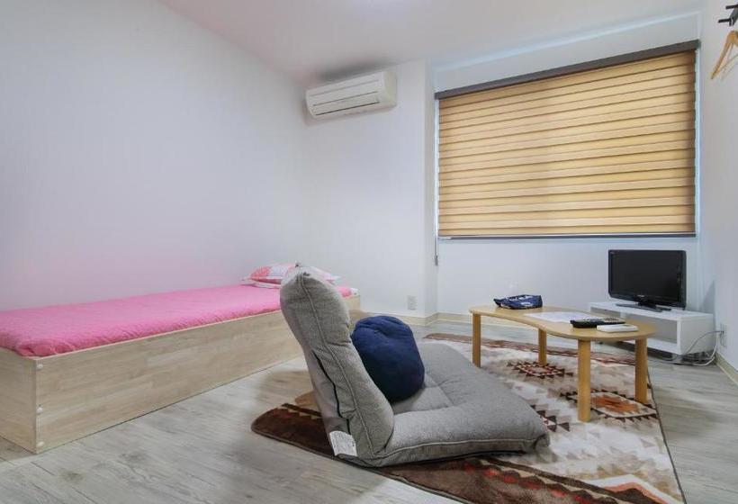 פנסיון River Forest