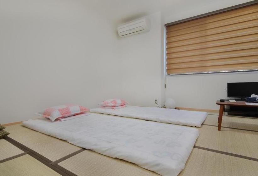 פנסיון River Forest