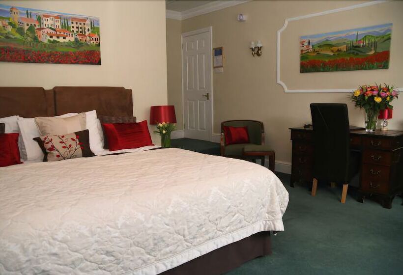 ユースホステル The Pytchley Inn