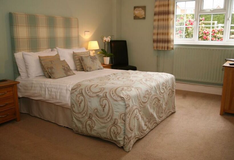 ユースホステル The Pytchley Inn