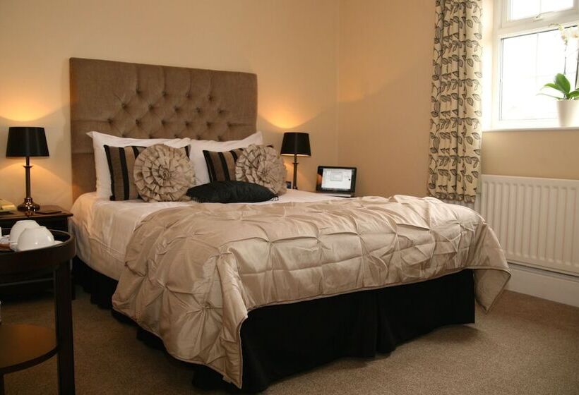 ユースホステル The Pytchley Inn