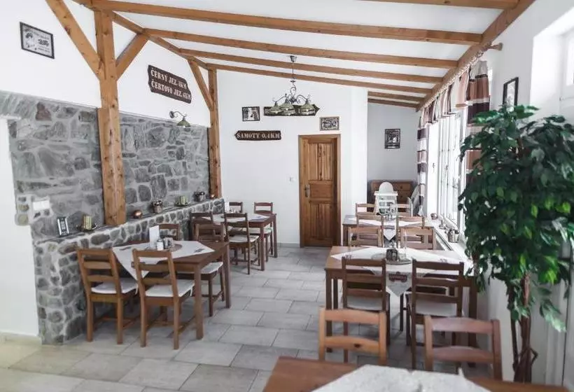 Majatalo Penzion Alpský Dům