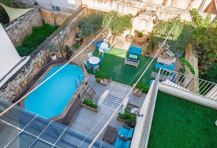 تختخواب و صبحانه Maltese Maltese