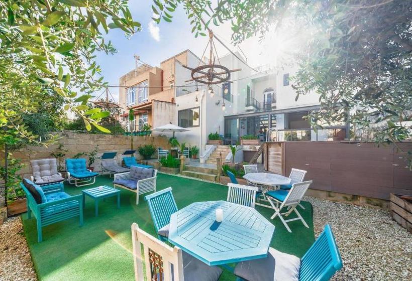 تختخواب و صبحانه Maltese Maltese