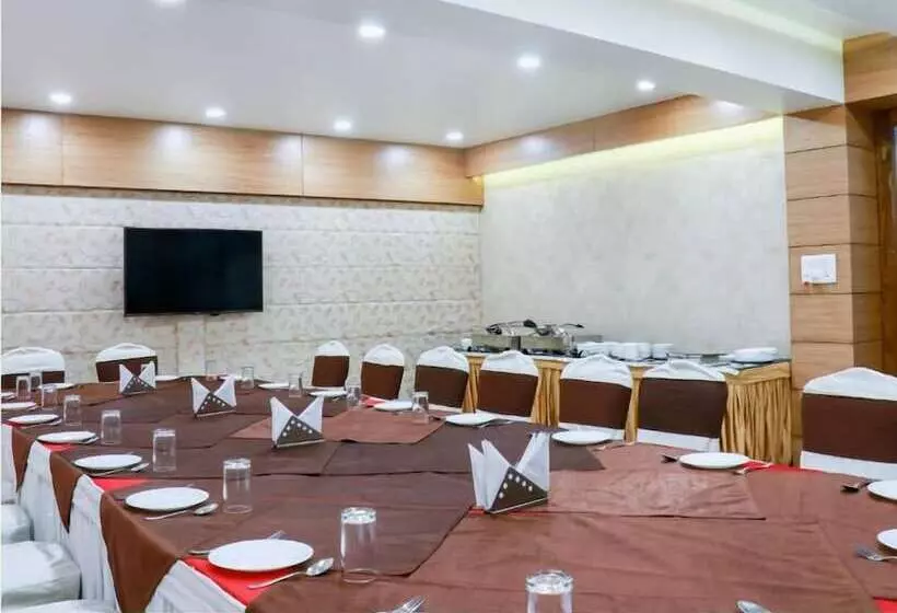 Hotelli Aditya Residency