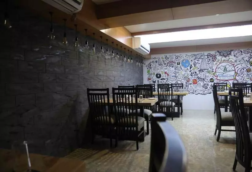 Hotelli Aditya Residency