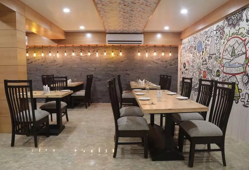 Hotelli Aditya Residency