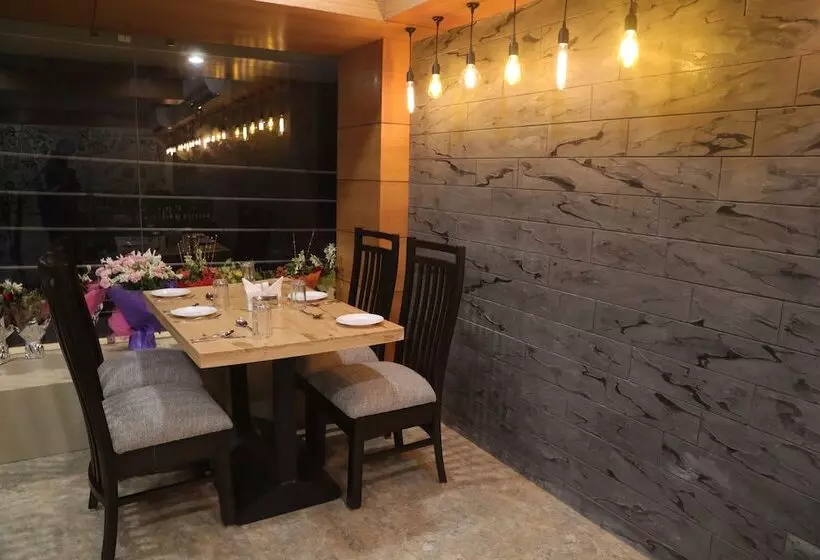 Hotelli Aditya Residency