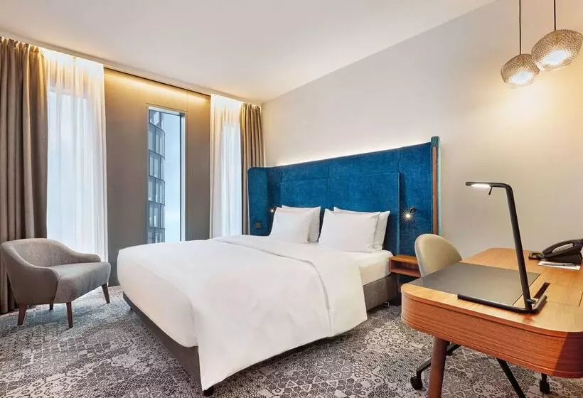 Hyperion Hotel München