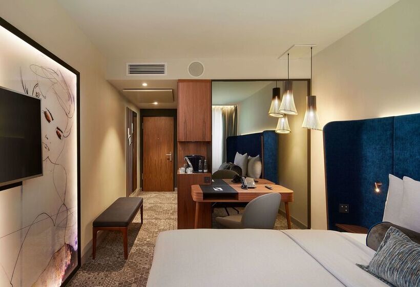 Hyperion Hotel München