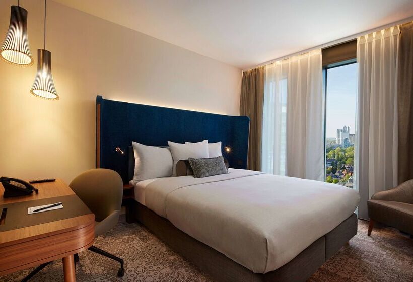 Hyperion Hotel München