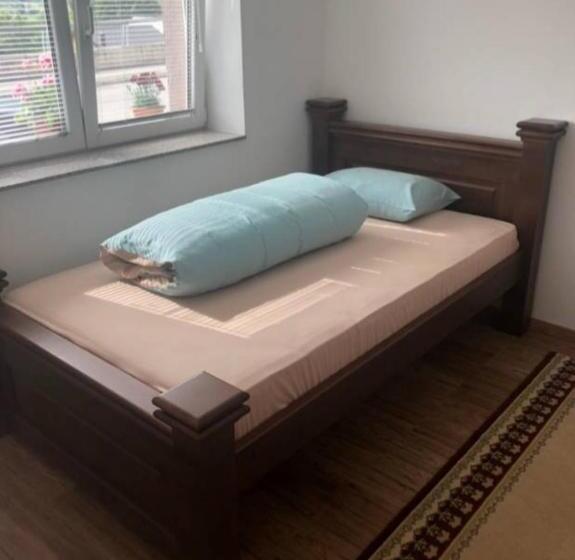 پانسیون Ema Guest House