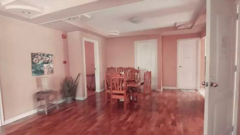 پانسیون Koinonia Retreat Center