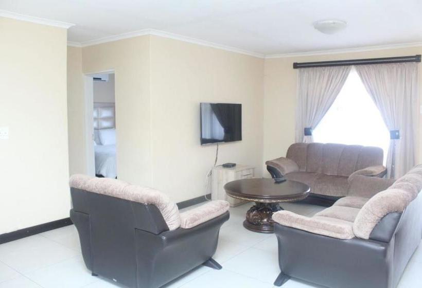 Пансион Mbopha Guest House