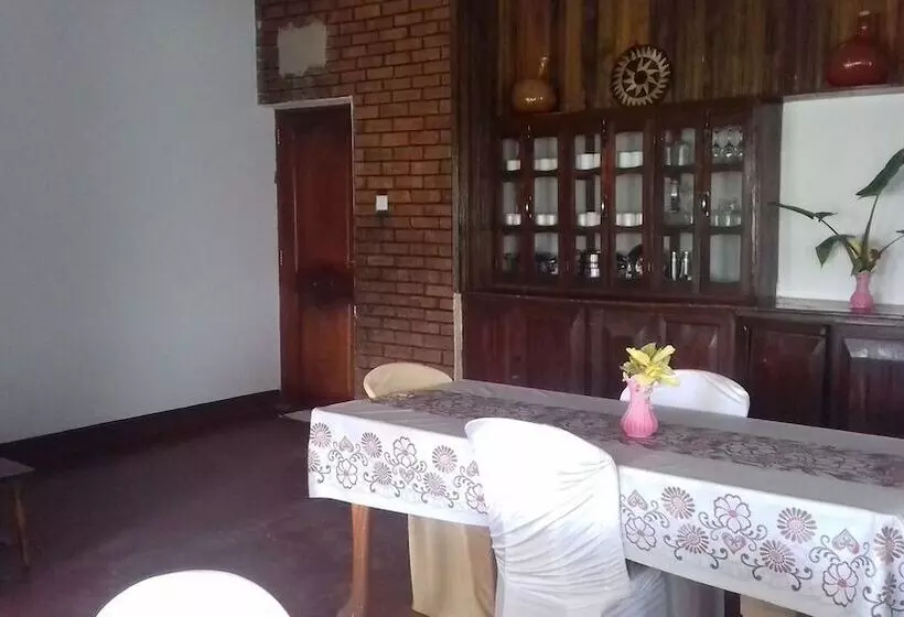 Riverside Resort Hotel Kabale