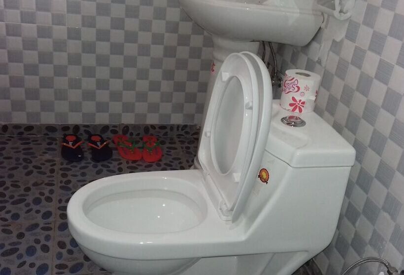 Riverside Resort Hotel Kabale