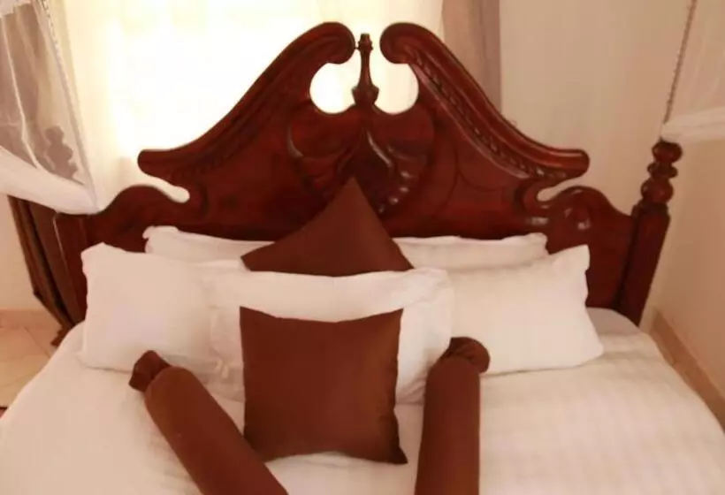 Riverside Resort Hotel Kabale