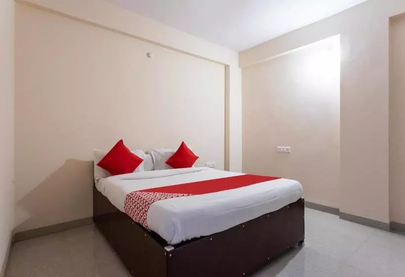 ホテル Oyo 36243 Mishthi Palace