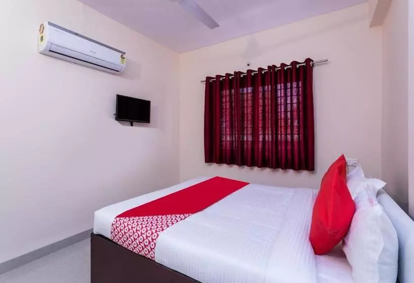 ホテル Oyo 36243 Mishthi Palace