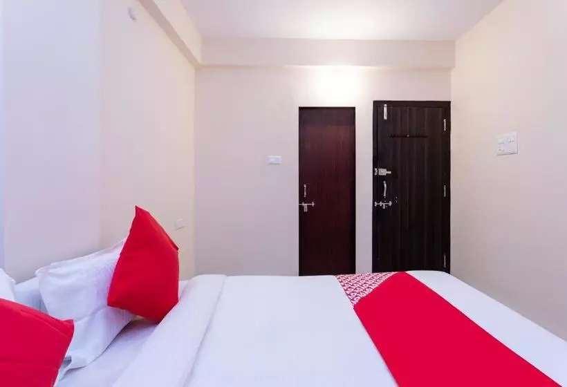 ホテル Oyo 36243 Mishthi Palace