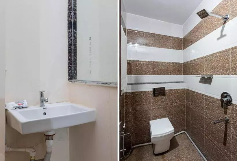 ホテル Oyo 36243 Mishthi Palace