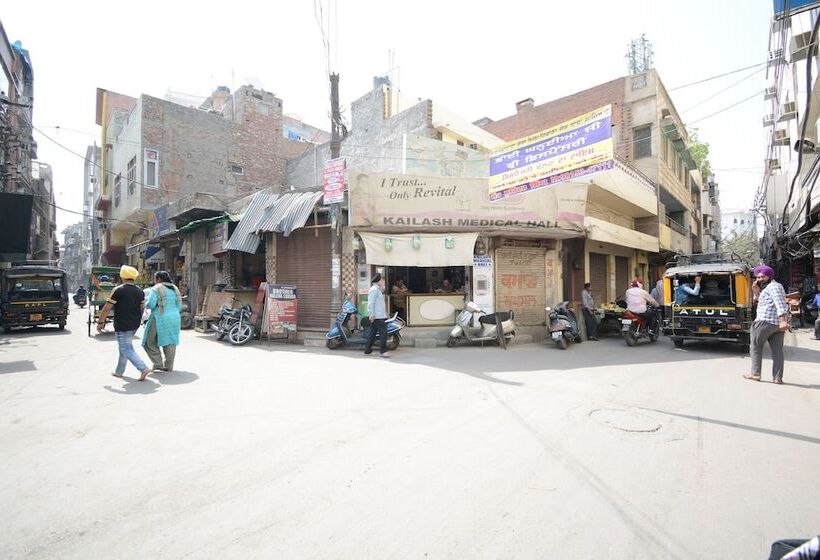 Hotel Oyo 36696 Sodhi B&b