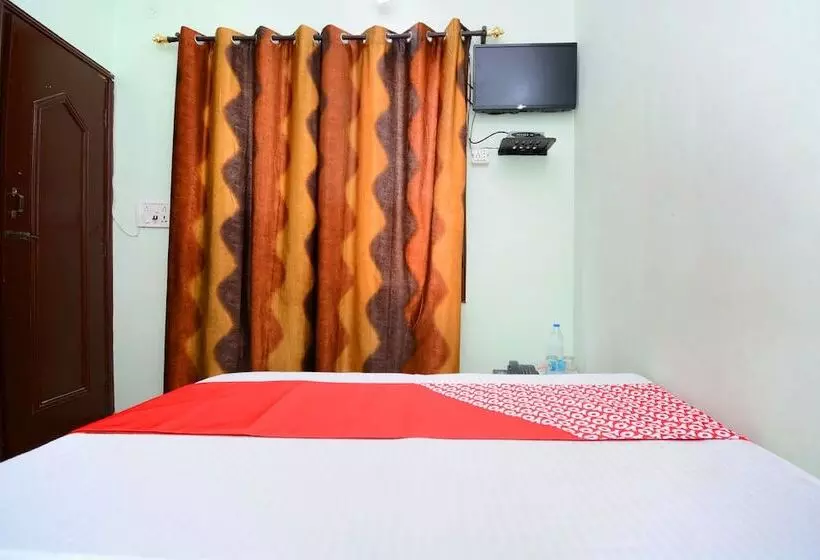 ホテル Oyo 36696 Sodhi B&b