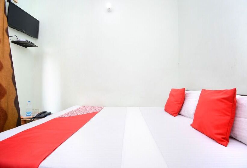 Hotel Oyo 36696 Sodhi B&b