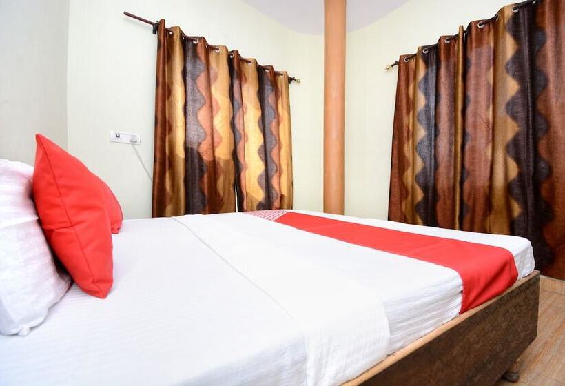 Hotel Oyo 36696 Sodhi B&b