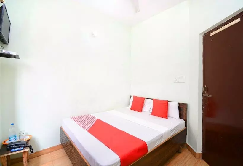 ホテル Oyo 36696 Sodhi B&b
