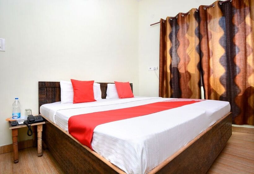 Hotel Oyo 36696 Sodhi B&b
